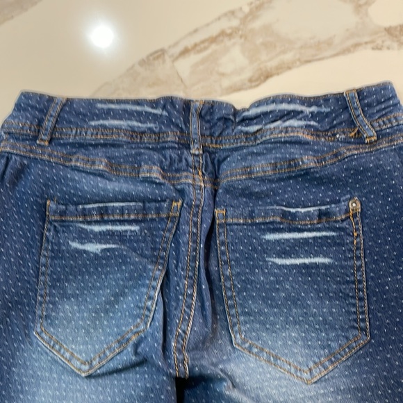 Skinny ankle jeans with flexed throughout and washed faded, - Picture 4 of 5